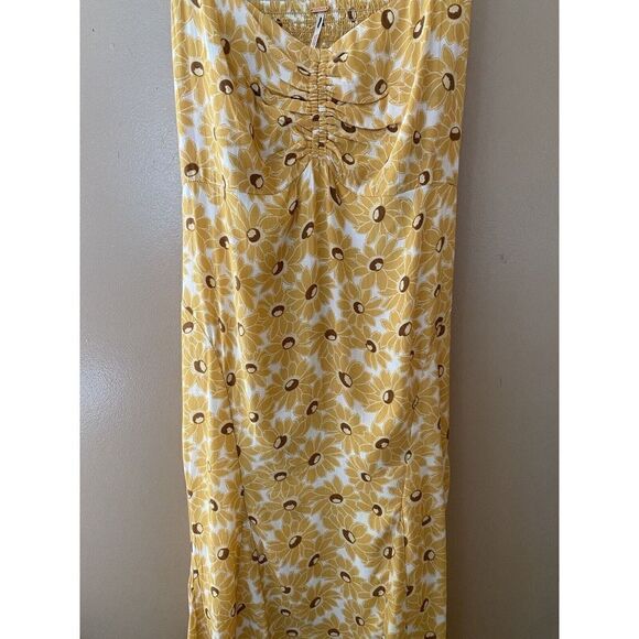 Free People Rosalee Midi Dress Yellow floral rose print sun summer Size L - NWOT - Picture 7 of 11